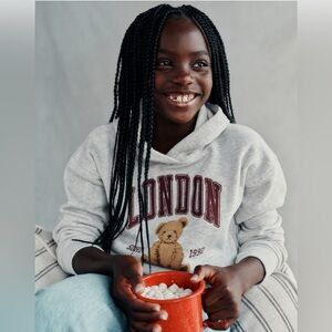 legging-friendly graphic popover hoodie